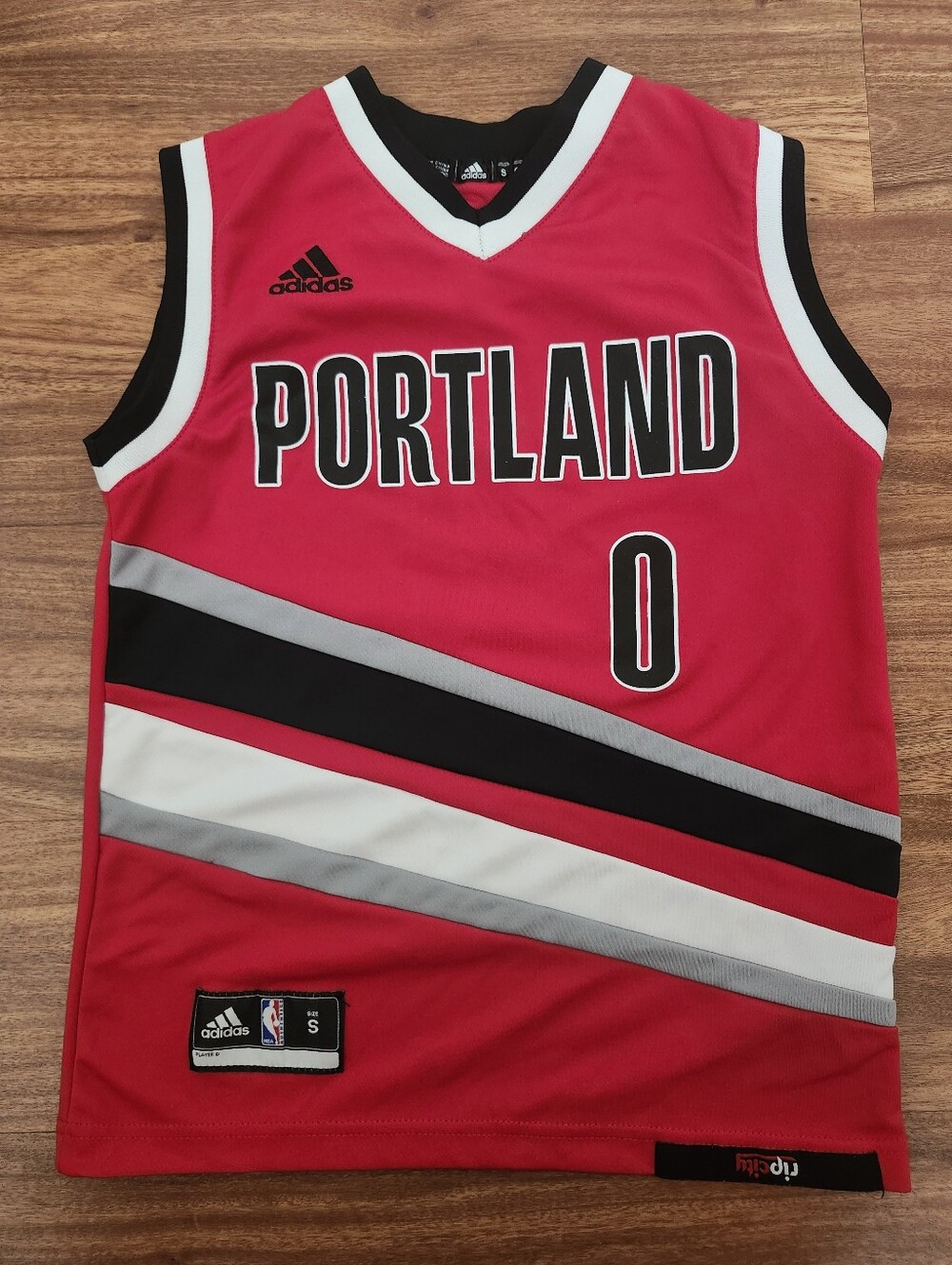 Adidas NBA Damian Lillard Portland Trail Blazers Jersey Kids